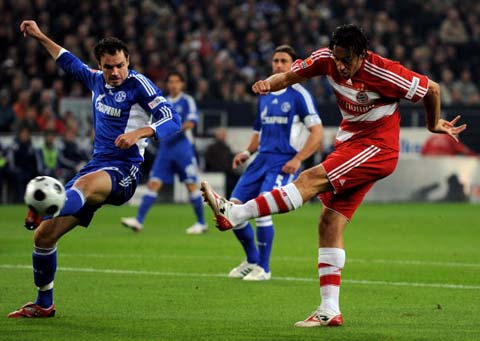 詹姆斯17投4中，纪录被终结，险成输球罪人，最后一传将功补过（17投仅4中，詹姆斯手感低迷，纪录终止险成罪人，末秒一传救主）