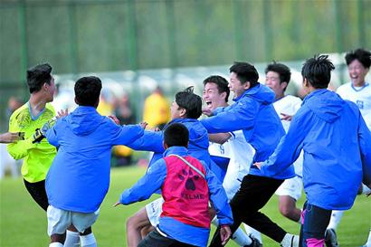 全市场：国米等待卢克曼进展同时考虑后卫引援，首选是莱昂尼（全市场：国米观望卢克曼进展之余推进后卫补强，莱昂尼为首选）