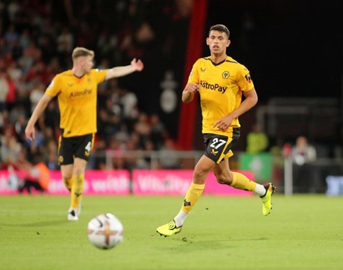 弟媳：我目标是未来执教曾效力过的每支球队；愿意回巴黎告别（弟媳：立志未来执教效力过的每支球队，愿回巴黎告别）