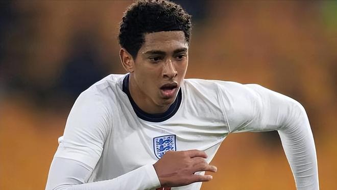 发布了头条文章：《拼搏2025 ｜ 争取圆满收官...（拼搏2025：奋力冲刺，力争圆满收官）