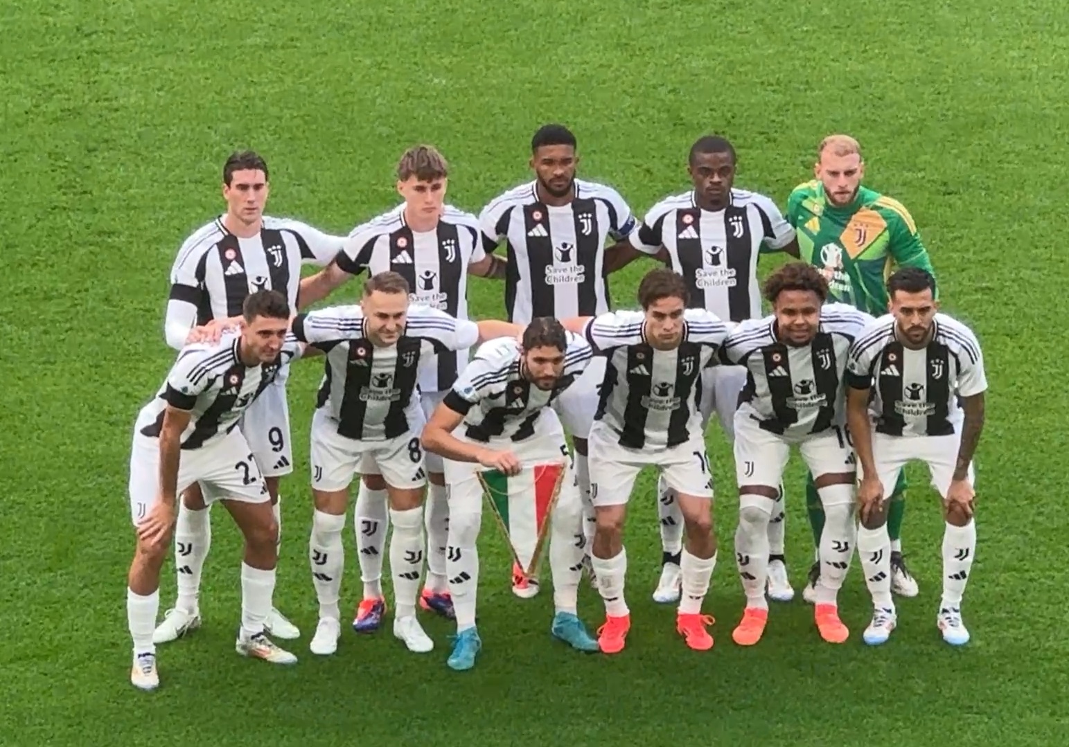 这个点球是否合理（这粒点球判罚公正吗？）