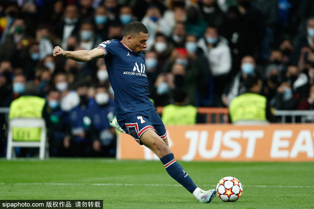 德转7月球员页面浏览量榜：奥斯梅恩第一，拉什福德在列（德转公布7月球员页面热度榜：奥斯梅恩居首，拉什福德上榜）