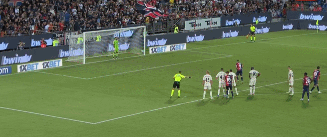 每体：德科为巴萨明夏锁定多名中后卫，首选水晶宫的格伊（每体：德科为巴萨明夏物色多位中卫，水晶宫中卫格伊成首选）