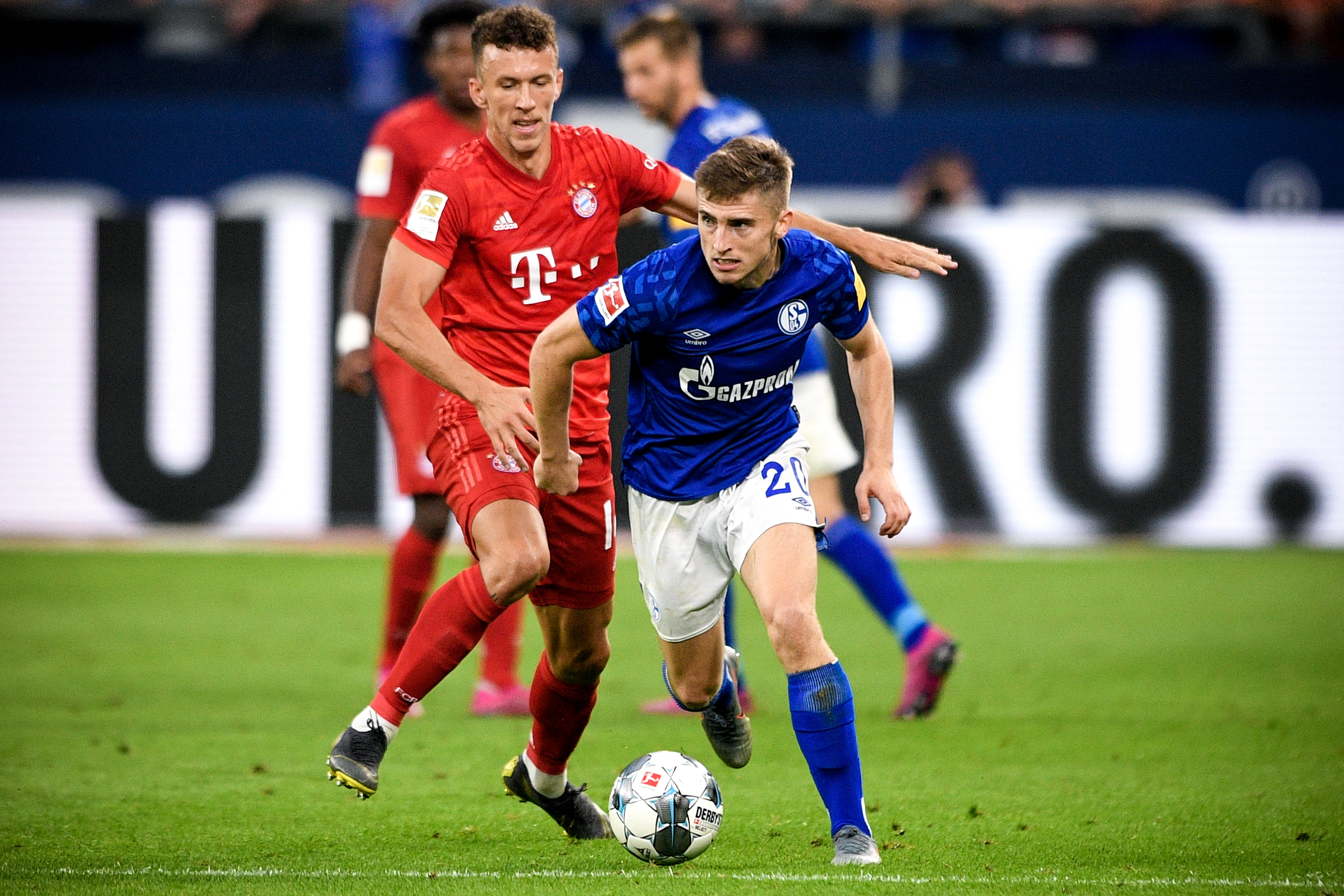 拉基蒂奇：梅西是一个沉默的领袖，他是可以改变比赛的人（拉基蒂奇：沉默的梅西，是能改写比赛走势的领袖）