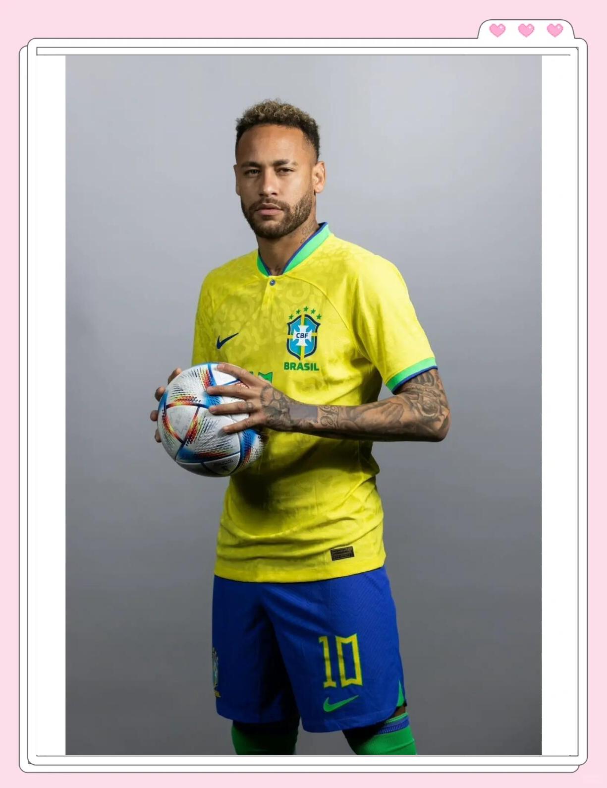 梅西：布斯克茨和阿尔巴能以这样的方式退役非常美好