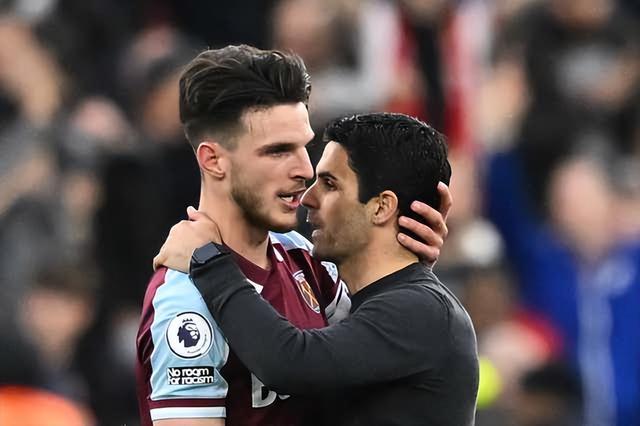 广东男篮末节逆转浙江（广东男篮末节上演逆转，力克浙江）