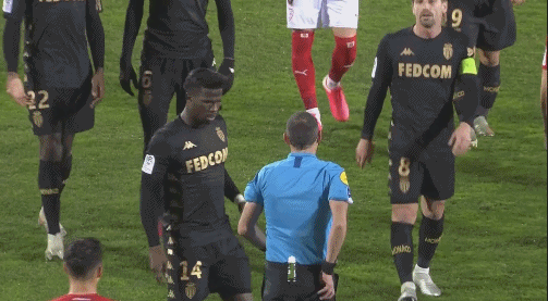 意媒：奥利维拉小腿拉伤或无缘超级杯，卢卡库继续替补（意媒：奥利维拉小腿伤恐缺席超级杯，卢卡库仍打替补）